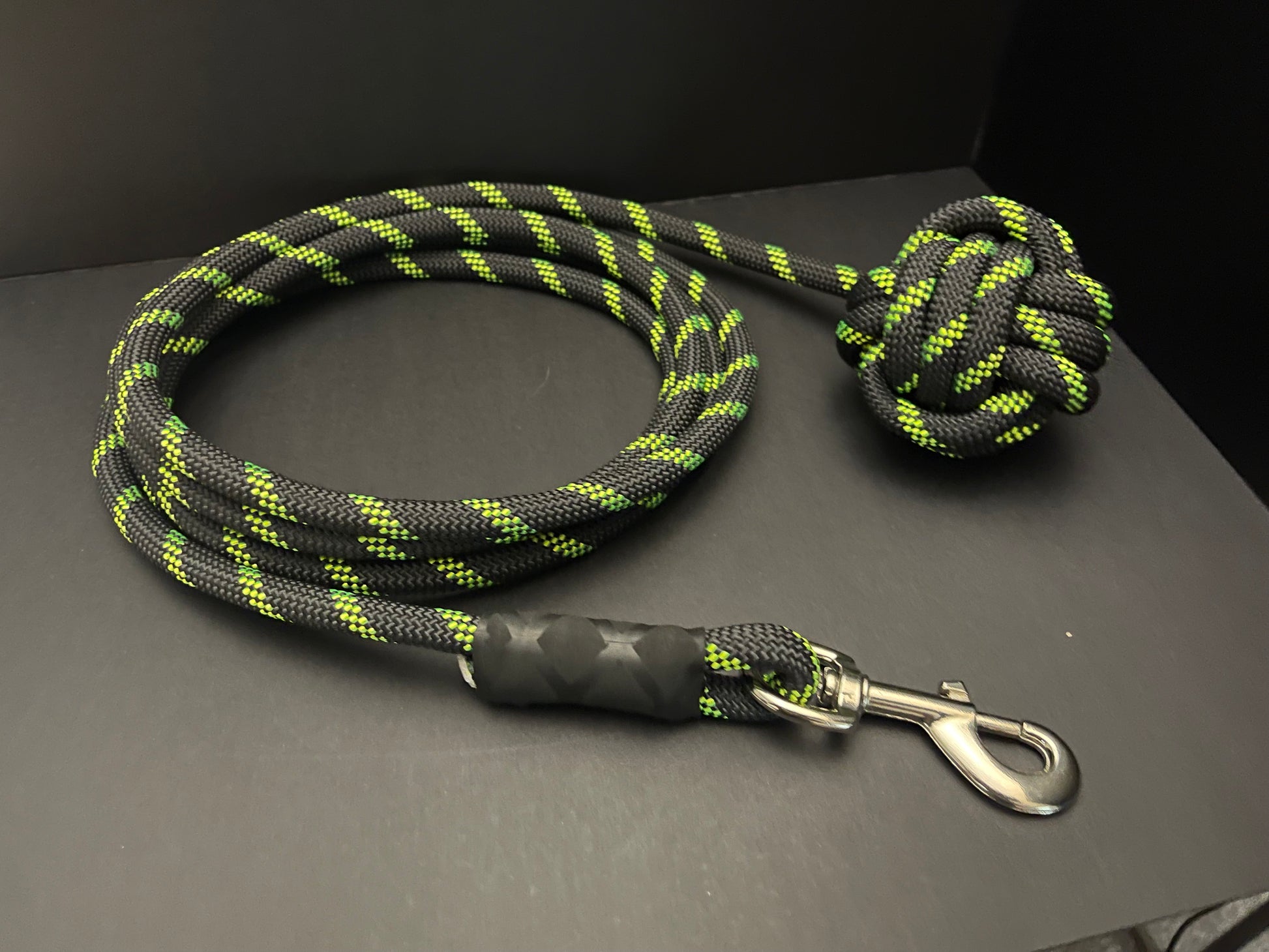 Arya 1 - 8' Leash/ Monkey Fist Knot User End/ Heavy Duty Swivel Clasp