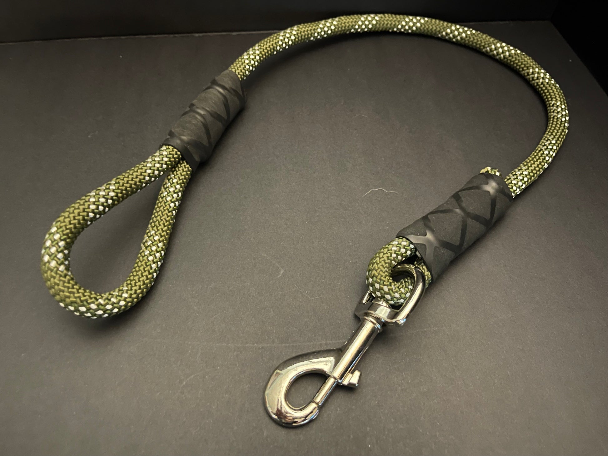 Lily 1 - Two Dog Accessory Leash