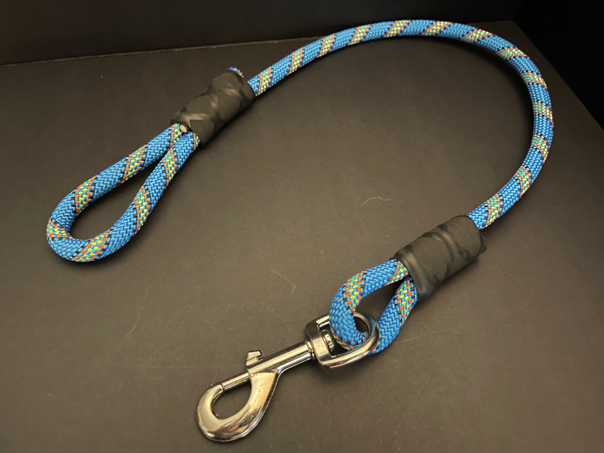 Lily 1 - Two Dog Accessory Leash